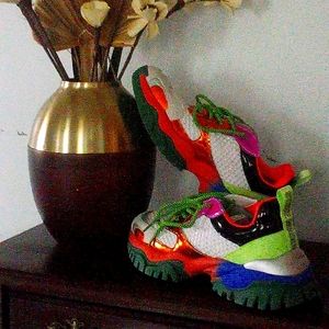 Sexy Steve Madden Sneakers